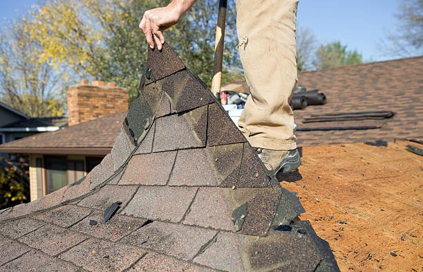 Roof Painting Scams: 3 Red Flags to Watch For